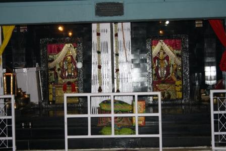 Money garlands Betalada Makali-/Mariamman temple