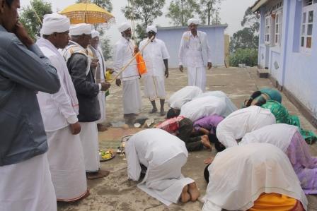Collecting a temple tax 2